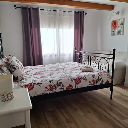 Casa Moni 2 公寓 *